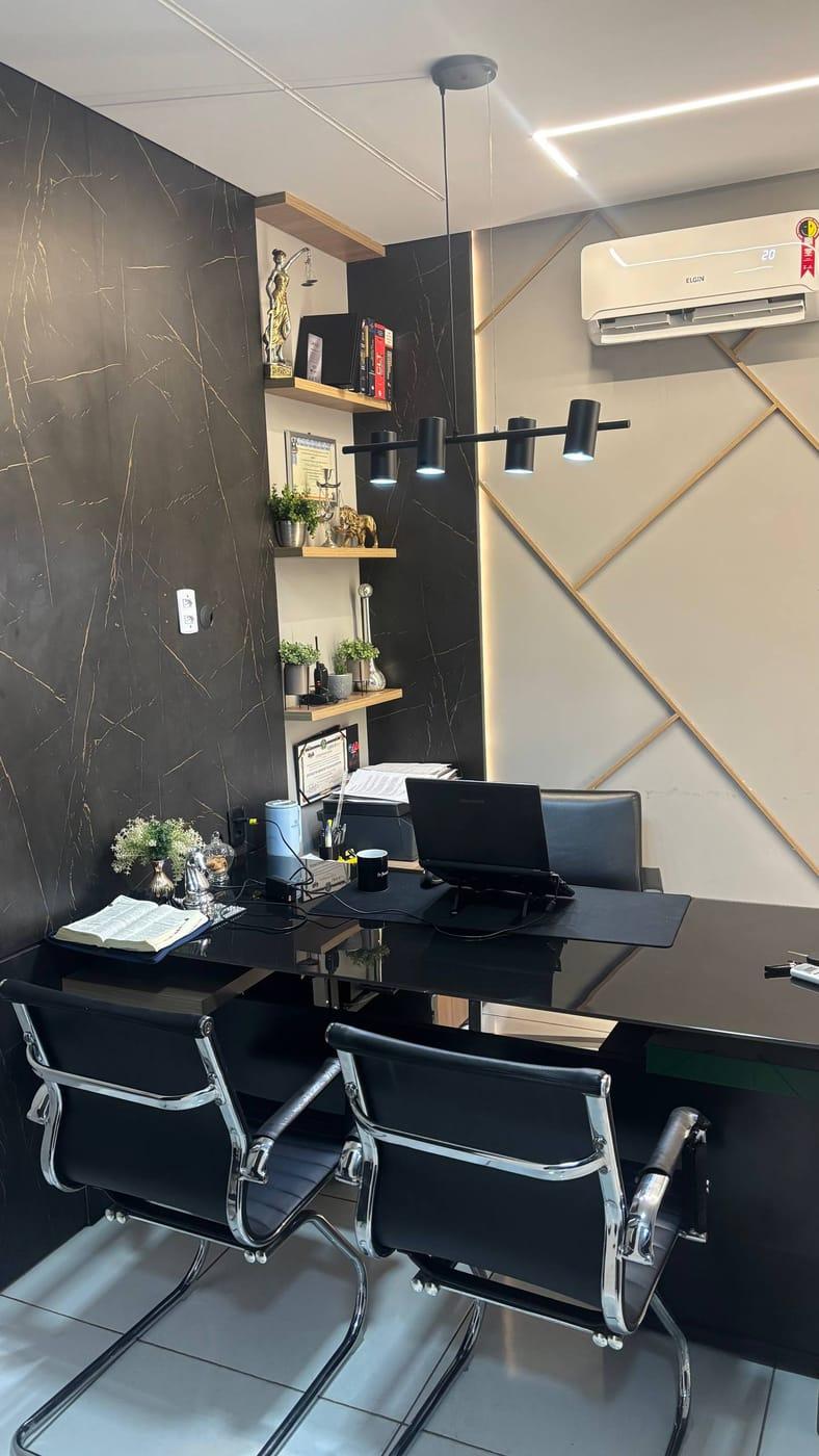 Sala de atendimento do escritório Neiva & Guedelha Advocacia